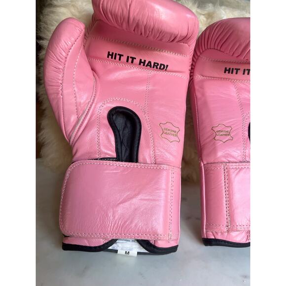 Title Padded Boxing Gloves in Bright Pink - Picture 4 of 6
